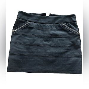 BCBGeneration Black Bandage Mini skirt with exposed silver zipper- Size 6
